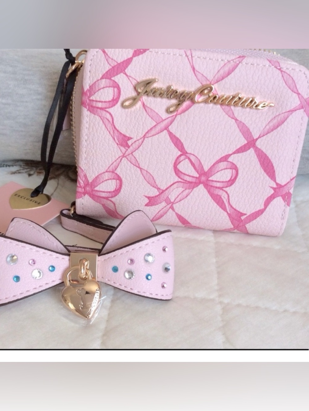 Juicy Couture pink Bow wallet